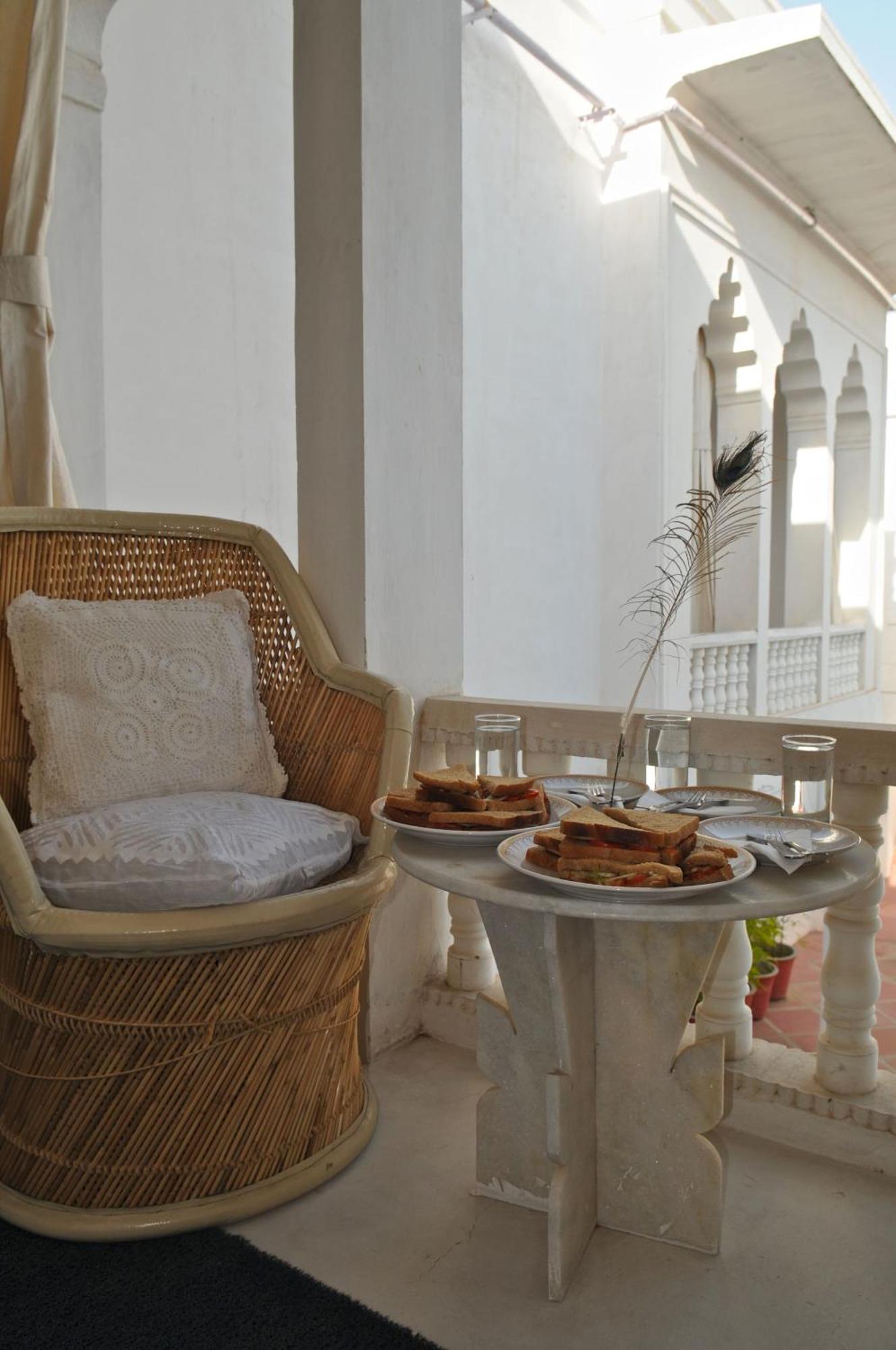 Savista Retreat Hotel Jaipur Bagian luar foto