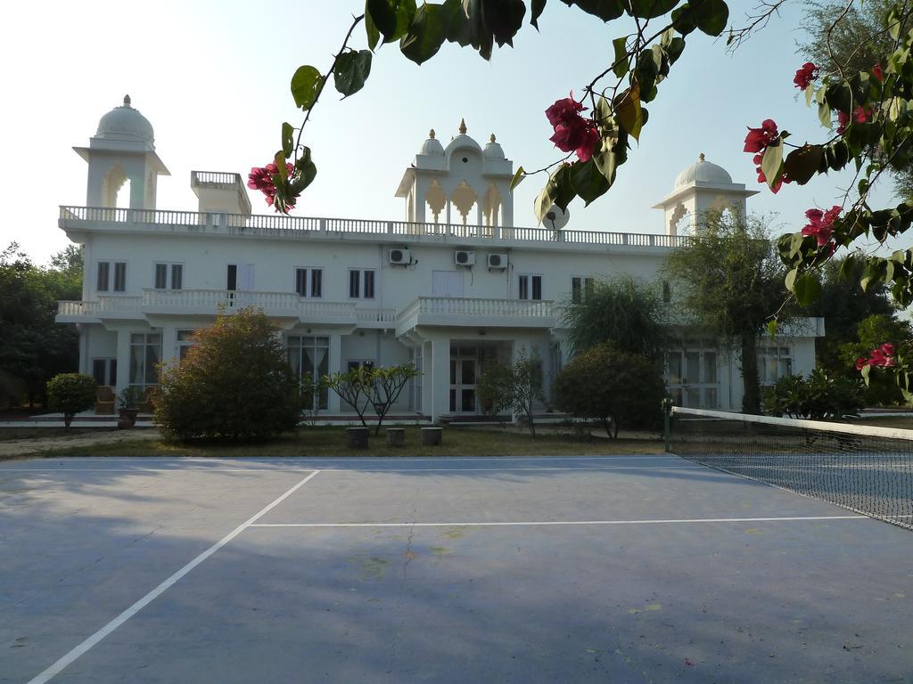 Savista Retreat Hotel Jaipur Bagian luar foto